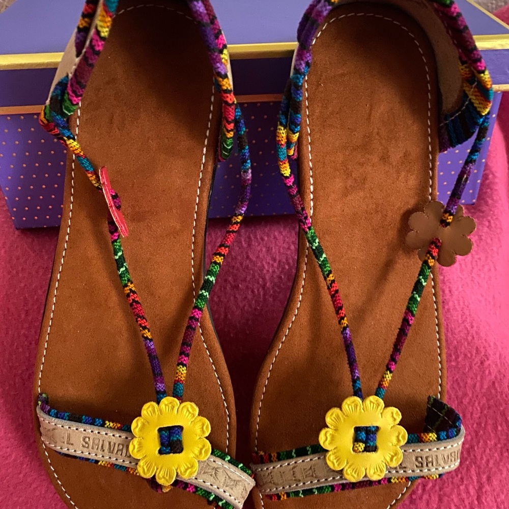 Yellow flower artesanal Sandals